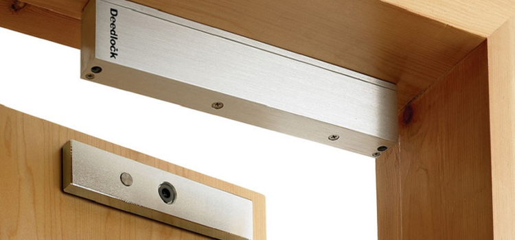 Magnetic lock installation El Cerrito